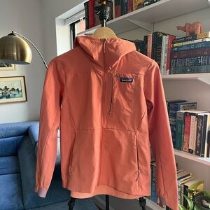 Patagonia R1 Crossstrata Hoody Fleece - Women’s Small, Coral
